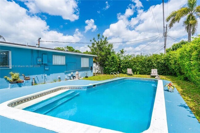 property at 721 SW 64th Terrace