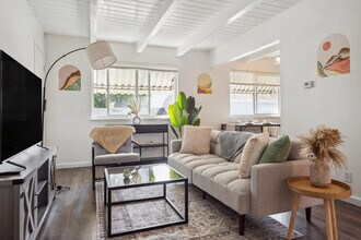 2312 Bonar St in Berkeley, CA - Foto de edificio - Building Photo