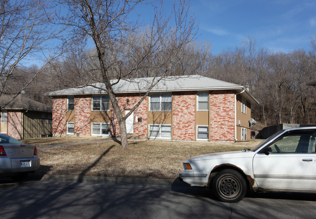 Eaton Street Apartments in Kansas City, KS - Building Photo