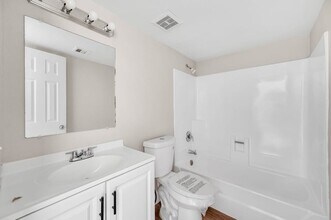 2814 E Le Marche Ave in Phoenix, AZ - Building Photo - Building Photo