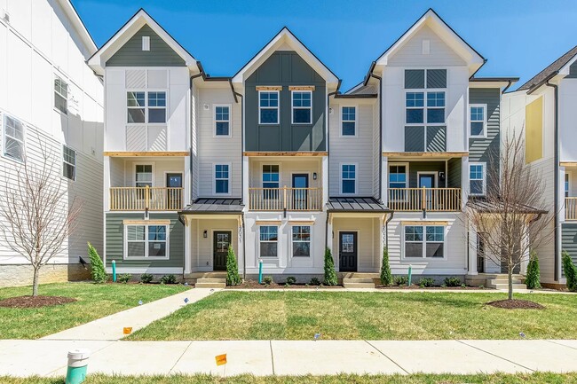 2033 Maple Vw Ln in Nashville, TN - Building Photo - Building Photo