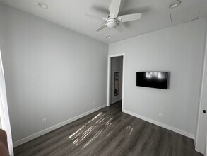 1373 S Sean Dr in Chandler, AZ - Building Photo - Building Photo