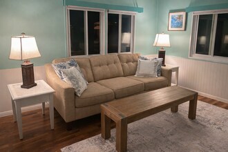 130 Patricia Ave in Dunedin, FL - Building Photo - Building Photo