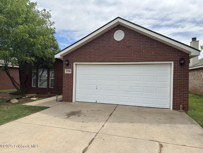 property at 536 N Kirby Ave