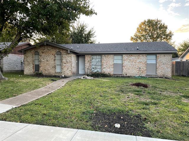 902 E Oates Rd in Garland, TX - Building Photo - Building Photo