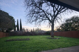 11750 Jones St in Auburn, CA - Building Photo