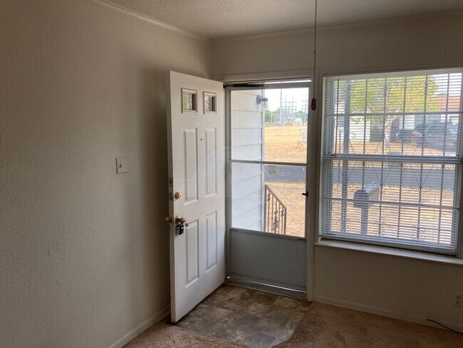 908 Jefferis Ave in Killeen, TX - Building Photo - Building Photo