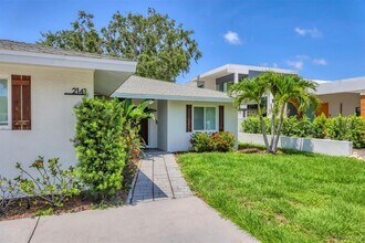 2141 Hyde Park St in Sarasota, FL - Building Photo - Building Photo