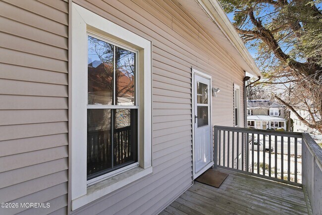 94 Branch Ave in Red Bank, NJ - Building Photo - Building Photo