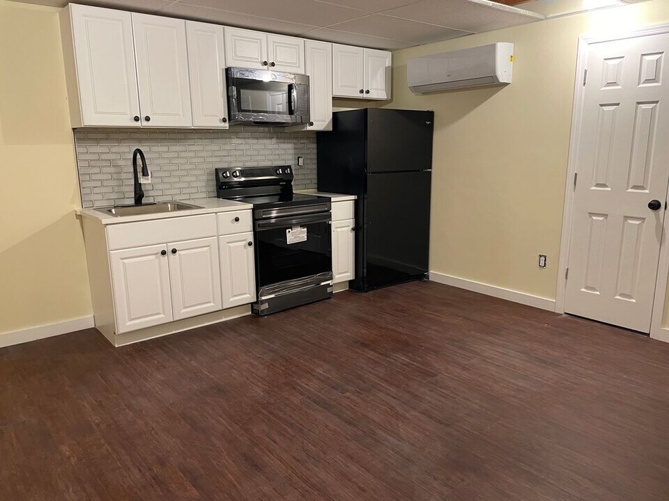 441 Sunrise Hwy North Service Rd in East Patchogue, NY - Foto de edificio