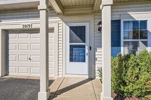 3019 Hoffman St in Plano, IL - Building Photo