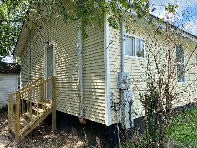 206 Thomas Ln in Lancaster, SC - Building Photo - Building Photo