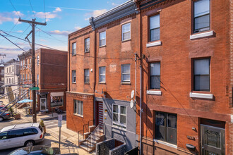 1425 Jackson St in Philadelphia, PA - Building Photo - Building Photo