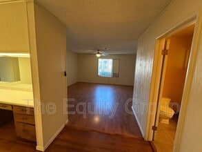 1413 W Cambridge Ave in Visalia, CA - Building Photo - Building Photo