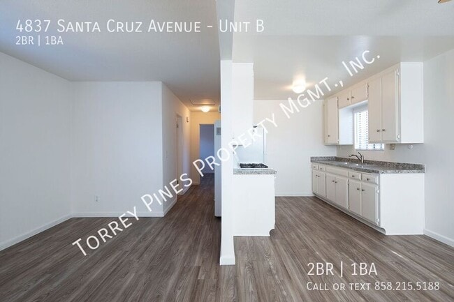 4837 Santa Cruz Ave in San Diego, CA - Building Photo - Building Photo