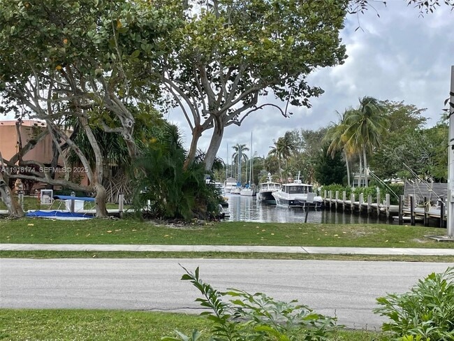 846 SW 10th St in Fort Lauderdale, FL - Building Photo - Building Photo