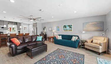 4836 Esplanade St, Unit B in Bonita Springs, FL - Building Photo - Building Photo