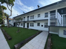 3660 Apartments LLC in Oakland Park, FL - Building Photo