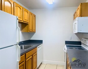 900 S Peninsula Dr in Daytona Beach, FL - Building Photo - Building Photo