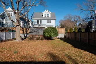 207 83rd St in Virginia Beach, VA - Building Photo - Building Photo