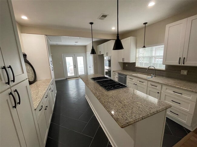 4304 Garrow St in Houston, TX - Building Photo - Building Photo