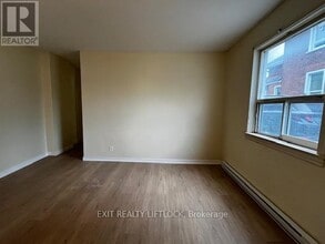 209 Stewart St in Peterborough, ON - Building Photo - Building Photo
