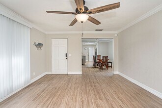 5856 Riverside Dr in Port Orange, FL - Building Photo - Building Photo