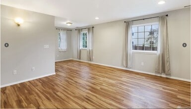 2516 Woburn St in Bellingham, WA - Building Photo - Building Photo