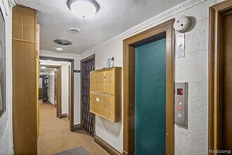 120 Glynn Ct, Unit 7 in Detroit, MI - Building Photo - Building Photo