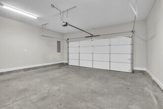 6710 Padgett Hill Ln in Knoxville, TN - Building Photo - Building Photo
