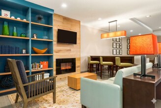 14620 N Interstate 35, Unit 101 in Austin, TX - Building Photo - Building Photo