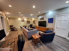 68 Caroline St in Saratoga Springs, NY - Building Photo - Building Photo
