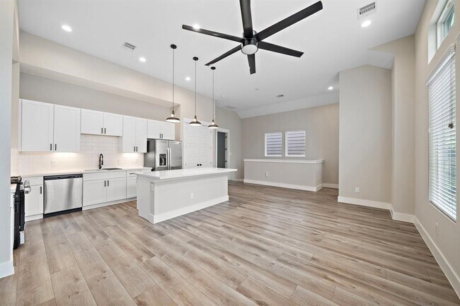 7706 Kivu Ln in Houston, TX - Building Photo - Building Photo