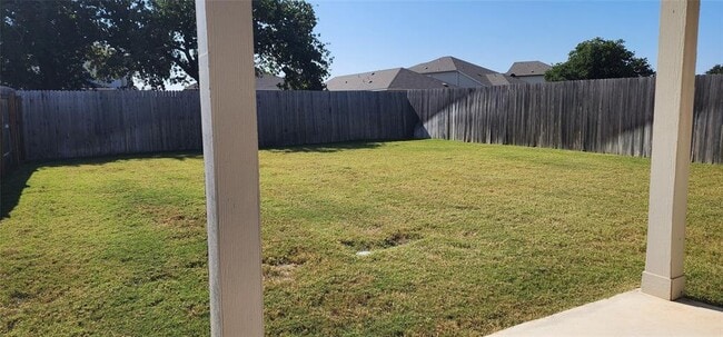 140 Los Olives Ln in Liberty Hill, TX - Building Photo - Building Photo