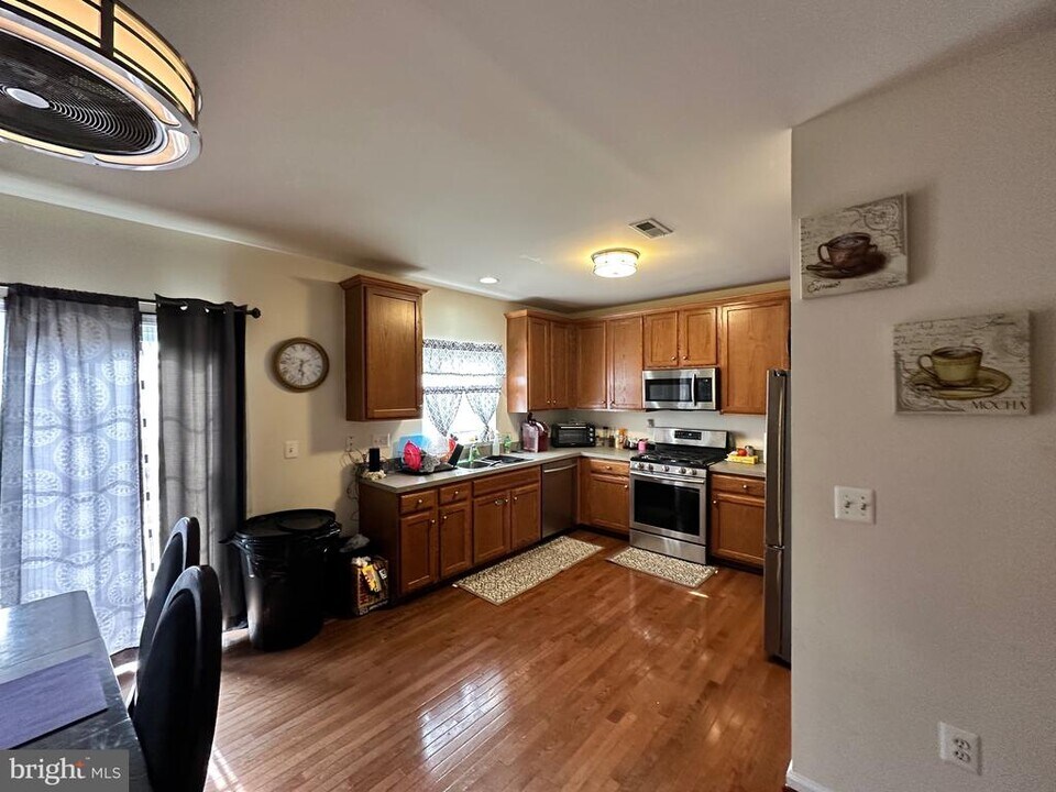 105 Galway Ln in Stafford, VA - Building Photo