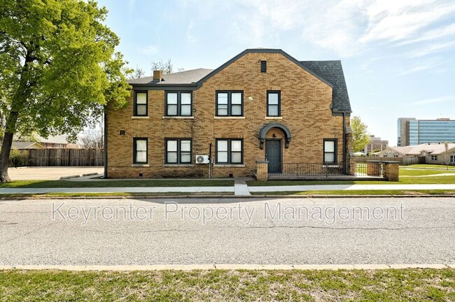 property at 701 NE 14th St