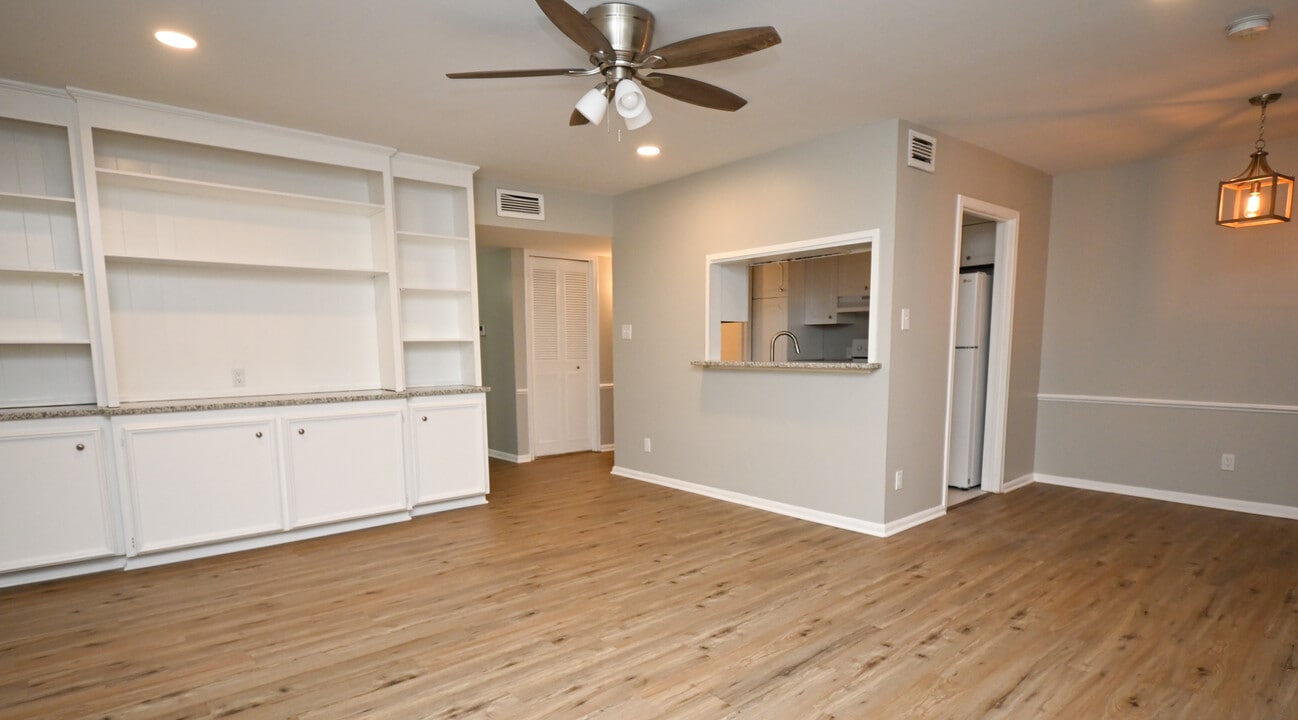 3730 Fairfield Ave, Unit 234 in Shreveport, LA - Building Photo