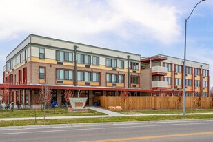 Mason Place in Fort Collins, CO - Building Photo