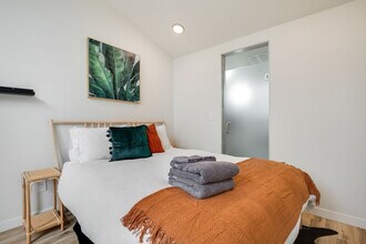 3843 21st Ave SW, Unit SI ID1035939P in Seattle, WA - Building Photo - Building Photo