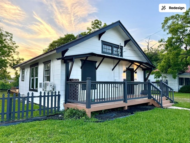 property at 615 Main St