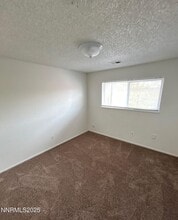 901 Virbel Ln in Reno, NV - Building Photo - Building Photo