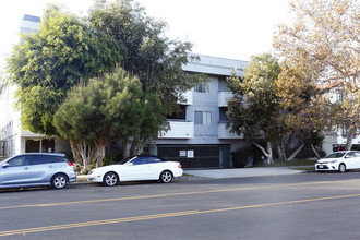 4259 Dixie Canyon Ave in Sherman Oaks, CA - Building Photo - Primary Photo