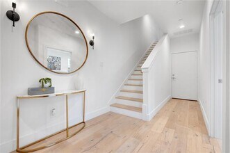 3915 N Hall St in Dallas, TX - Building Photo - Building Photo