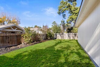 31 Bark Bend Pl in The Woodlands, TX - Building Photo - Building Photo