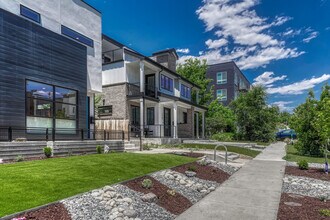 1231 Newton St in Denver, CO - Building Photo - Building Photo