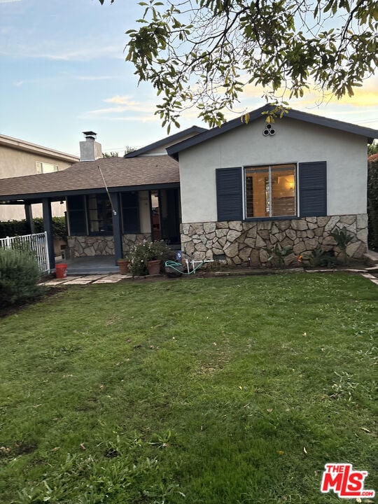 1046 18th St in Santa Monica, CA - Building Photo - Building Photo