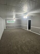 238 Manchester Dr, Unit S Crouse in Newnan, GA - Building Photo