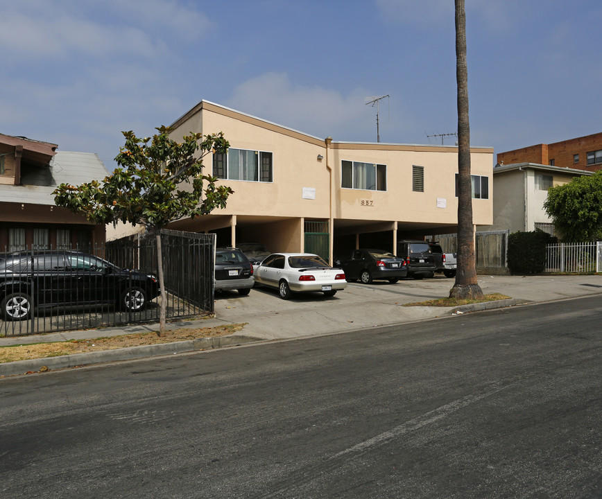 857 S St Andrews Pl in Los Angeles, CA - Building Photo