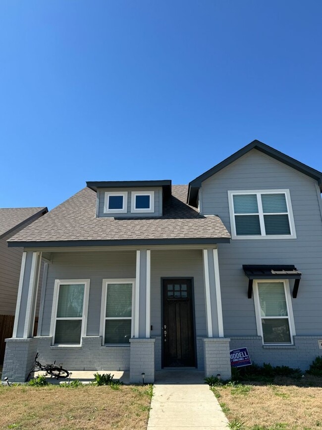 property at 613 The Cottages