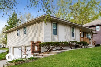 17013 E 3 Terrace N in Independence, MO - Building Photo - Building Photo